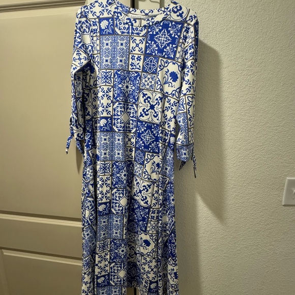 Nuggles Dresses & Skirts - Chic Blue and White Long Sleeve Dress